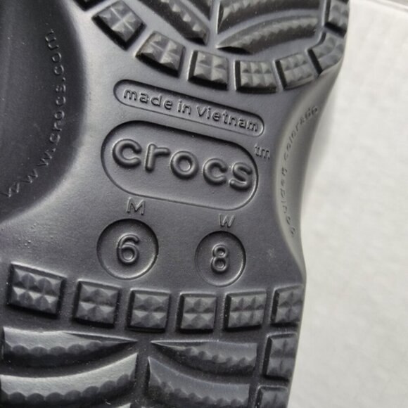 CROCS x Disney Mickey Mouse M6 W8 clogs NEW No Tags Halloween Glow In The Dark - Picture 7 of 9